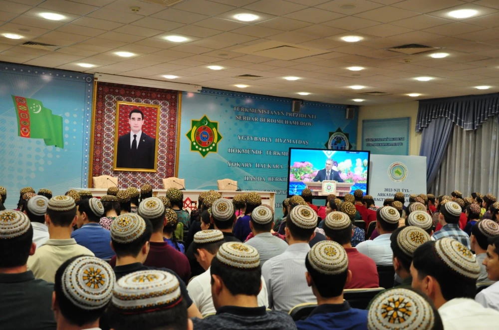 THE NATIONAL LEADER OF THE TURKMEN PEOPLE CONDUCTED A GENERAL LESSON IN THE CITY OF ARKADAG